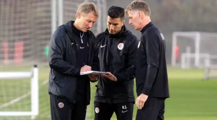 Michael Lindeman Gitti, Nuri Şahin Düşüş Yaşadı!