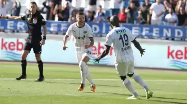 Kasımpaşa'nın yıldızı İngiltere yolcusu! İmzalar...