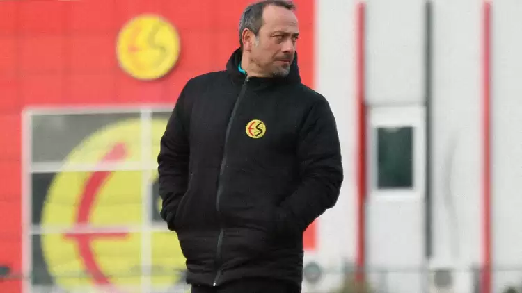 Eskişehirspor Emre Özbayer İle Yolları Ayırdı