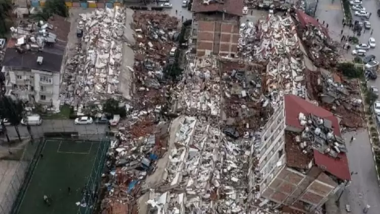 9 bin 57 vatandaşımız depremde hayatını kaybetti