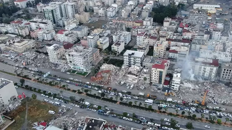 Depremde 22 bin 327 Vatandaşımız Hayatını Kaybetti