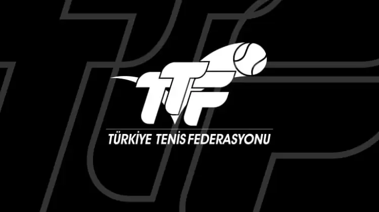 Tenis Antrenörü Tuba Pidecioğlu İle Eşi Ve Çocuğu Depremde Hayatını Kaybetti