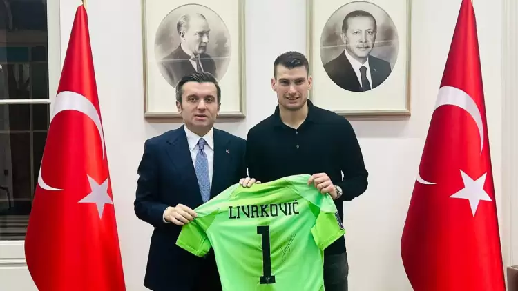 Livakovic, Brezilya Maçındaki Forması Ve Eldivenini Depremzedeler İçin Bağışladı