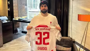 Hırvat futbolcudan, depremzedelere destek