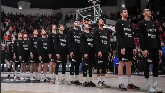 12 Dev Adam galibiyetle veda etti!