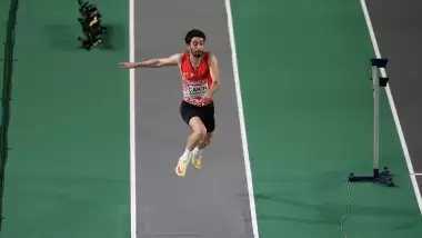 Batuhan Çakır, üç adım atlamada finale çıktı