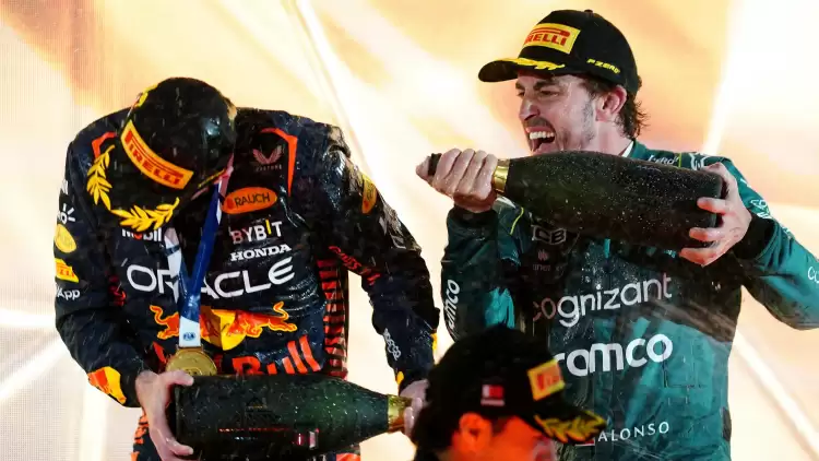 Formula 1 Bahreyn Grand Prix’sini Kazanan Verstappen'den Alonso'ya Övgü