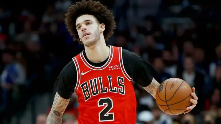 NBA'de Chicago Bulls'un Guardı Lonzo Ball Dizinden Tekrar Ameliyat Olacak