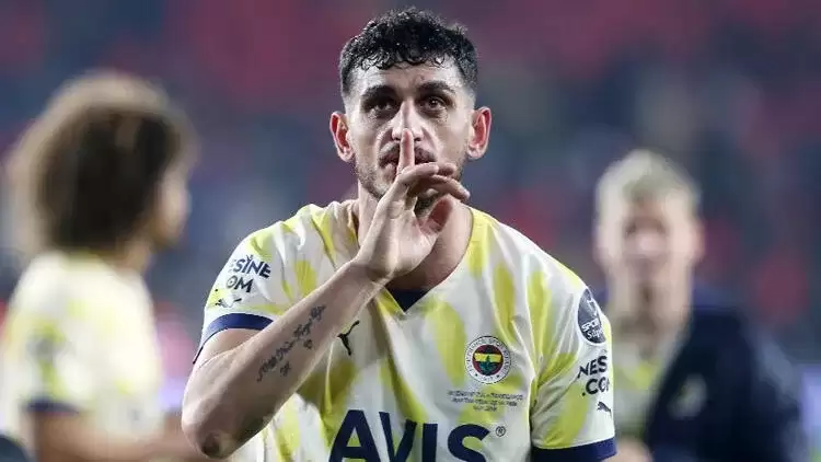 Fenerbahçe'de Samet Akaydin, Sevilla Maçı Öncesi Taraftara Seslendi