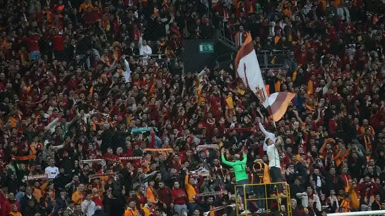 Hükümet İstifa Diyen Galatasaraylılar'a Cumhurbaşkanına Hakaretten Soruşturma