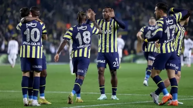 Fenerbahçe'de Ferdi Kadıoğlu'na Transfer Teklifi Geldi