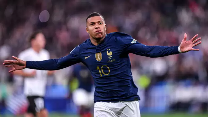 Mbappe Fransa'nın yeni kaptanı