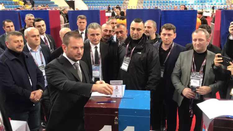 Trabzonspor'un Genel Kurulu'nda Oy Verme İşlemi Sona Erdi!