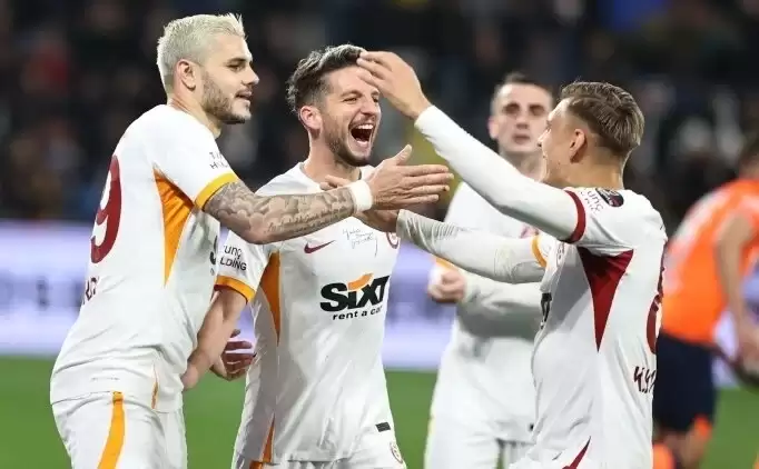 Galatasaray'da Dries Mertens ve Nicolo Zaniolo Sevinci Yaşanıyor
