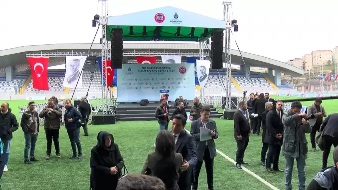 Halit Kıvanç Şehir Stadı’nda açılış töreni