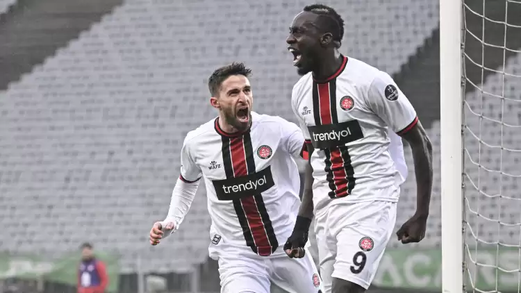 İstanbulspor-Fatih Karagümrük Maçında Mbaye Diagne Yine Gol Attı