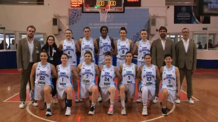 İzmit Belediyespor'dan Hakemlere Sert Tepki!