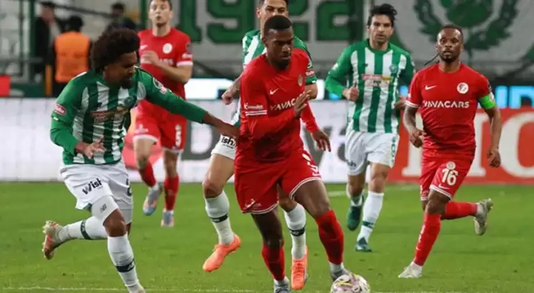 (YAZILI ÖZET) Konyaspor- Antalyaspor Maç Sonucu: 1-1