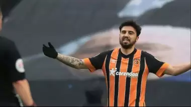 Ozan Tufan, Hull City'yi ipten aldı!