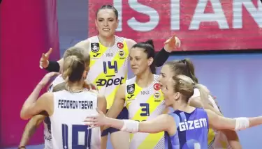 Fenerbahçe, Bolu'yu set vermeden geçti!