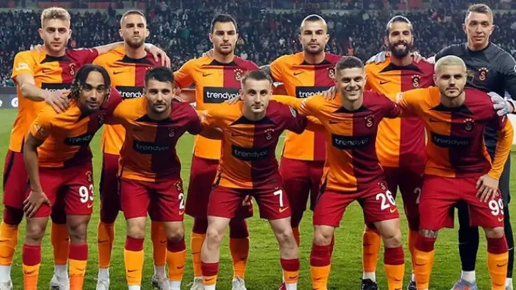 Galatasaray'da Sacha Boey, Manchester United'ın Transfer Radarında