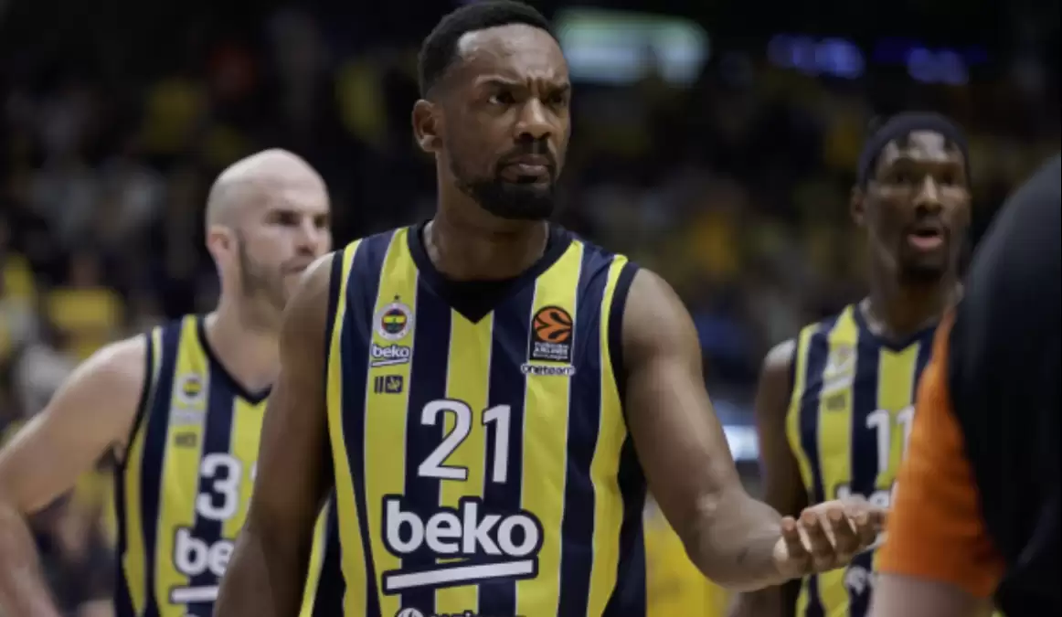 Dyshawn Pierre, 🟡🔵 #EuroLeague'de temsilcimiz Fenerbahçe Beko sezona  Kızılyıldız galibiyetiyle başlarken Dyshawn Pierre performansıyla öne çıkan  isim oldu 🤩💯 📹, By Eurohoops Türkiye