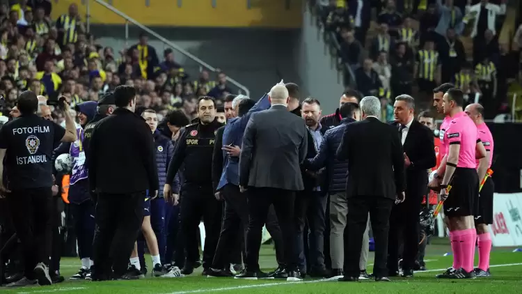 Fenerbahçeli yöneticilerden MKE Ankaragücü Maçında Atilla Karaoğlan'a Tepki