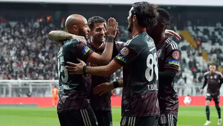 Beşiktaş'ta 2 Oyuncu İçin Karar Verildi! Sözleşmesi... | Transfer Haberleri