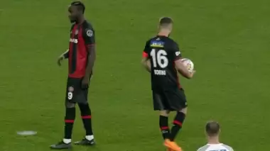 Diagne, Fatih Terim'den sonra Pirlo'yu da çıldırttı!