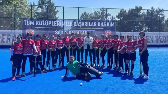 Diyarbakır Kayapınar Spor Kulübü Erkek Takımı, hokeyde şampiyon oldu