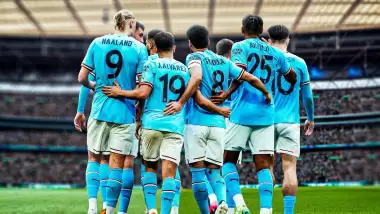 Mahrez, Halaand'dan rol çaldı! City finalde