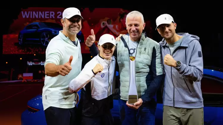 Iga Swiatek, Stuttgart Açık Tenis Turnuvası'nı Art Arda 2. Kez Kazandı