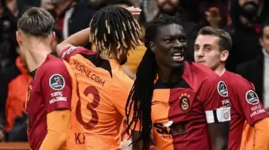 Gomis'ten futbolculara jest!