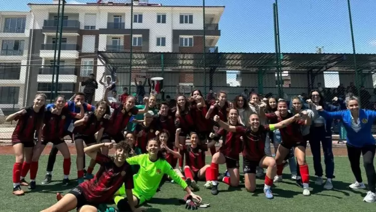 Eskişehirspor Kadın Futbol Takımı Play-Off’u Garantiledi