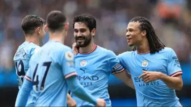 İlkay hat-trick ile flört etti City kazandı!