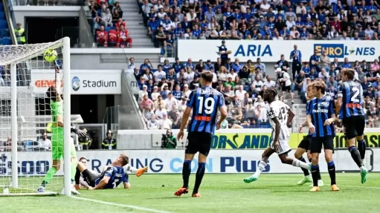 Atalanta, Juventuslu Vlahovic'e Irkçı Tezahürat Nedeniyle Tribün Cezasısı Aldı