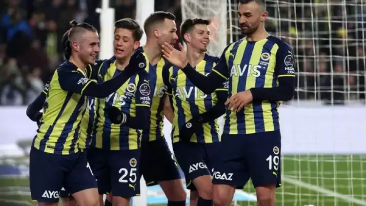 Fenerbahçe'nin Hull City'ye kiraladığı Pelkas, Trabzonspor ile Transfer Görüşmesinde