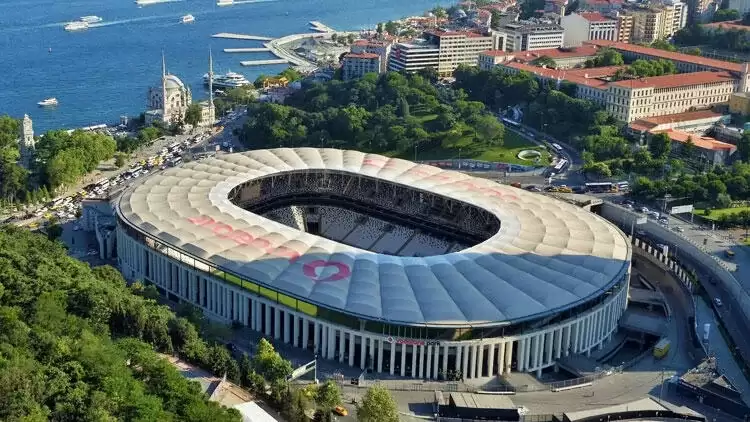 Fatih Karagümrük - Adana Demirspor maçı Vodafone Park'ta Oynanacak