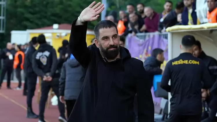 Eyüpspor Teknik Direktörü Arda Turan'a Ödül Verildi!