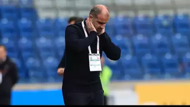 "Maçta çok tartışmalı hakem kararları var"