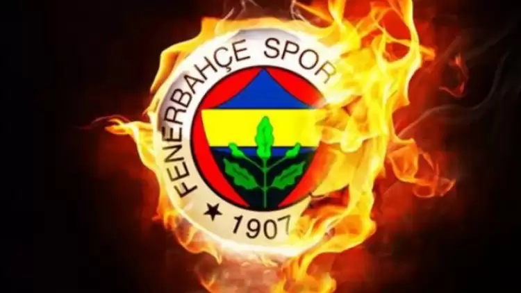 Fenerbahçe'den Sol Kanat Hamlesi! Menajeri Tribünde...