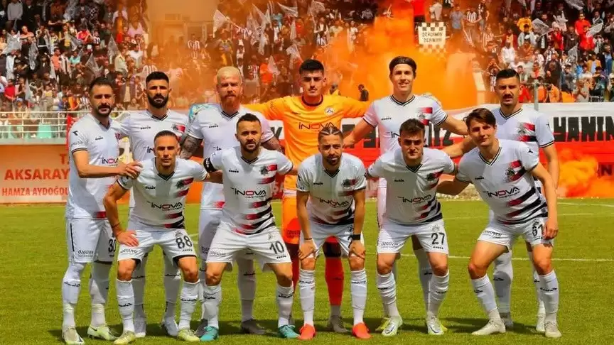 68 Aksaray Belediyespor, 20 Yıl Aradan Sonra 2. Lig’e Yükseldi