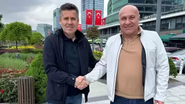 Şampiyon hoca 3 yıl daha Samsunspor’da!