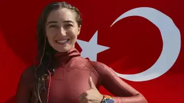 Milli sporcu Şahika Ercümen’den yeni rekor!