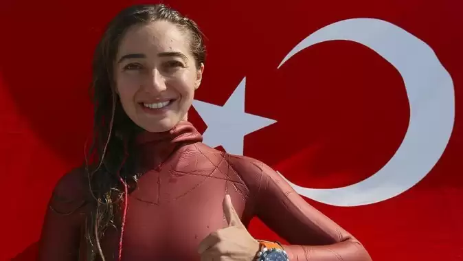 Milli sporcu Şahika Ercümen’den yeni rekor!