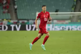 Fenerbahçe, milli savunmacıyı gözüne dikti