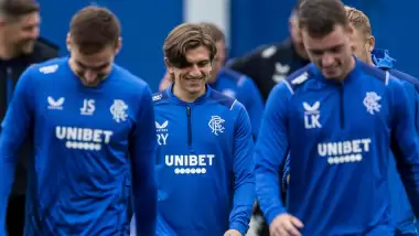 Galatasaray, eski Beşiktaşlı oyuncunun peşini bırakmıyor! Yeni hamle...