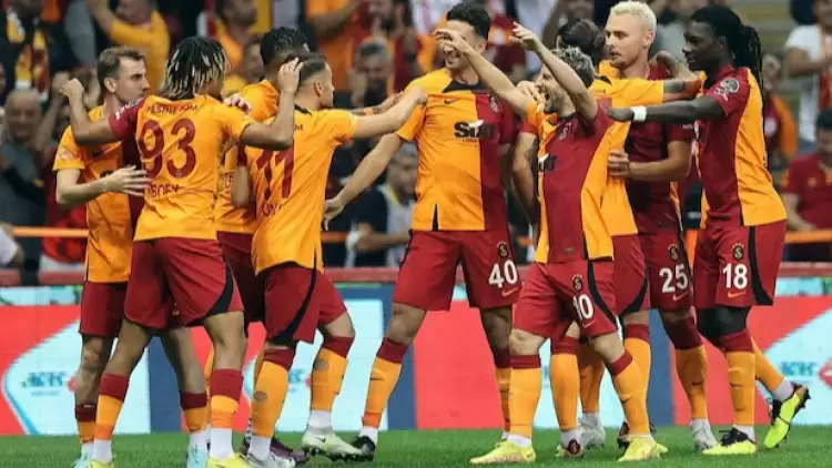 Galatasaray, Yıldız Futbolcu Dries Mertens İle Sözleşme Uzattı