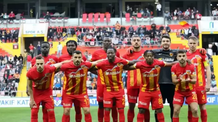 Kayserispor'da Çağdaş Atan, Karagümrük Maçında Kaleyi Bilal Bayezit'a Verecek