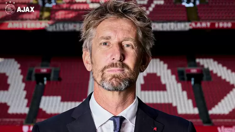 Edwin Van Der Sar, Ajax'taki Görevinden Ayrılıyor